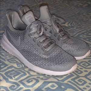 Women’s Nike Shoes W/O box